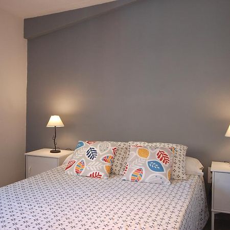 Lets Holidays Cozy Apartment 70 M. From The Beach In Tossa トッサ・デ・マール エクステリア 写真
