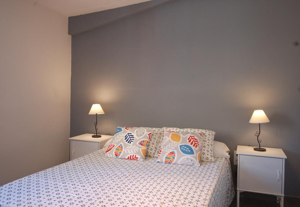 Lets Holidays Cozy Apartment 70 M. From The Beach In Tossa トッサ・デ・マール エクステリア 写真